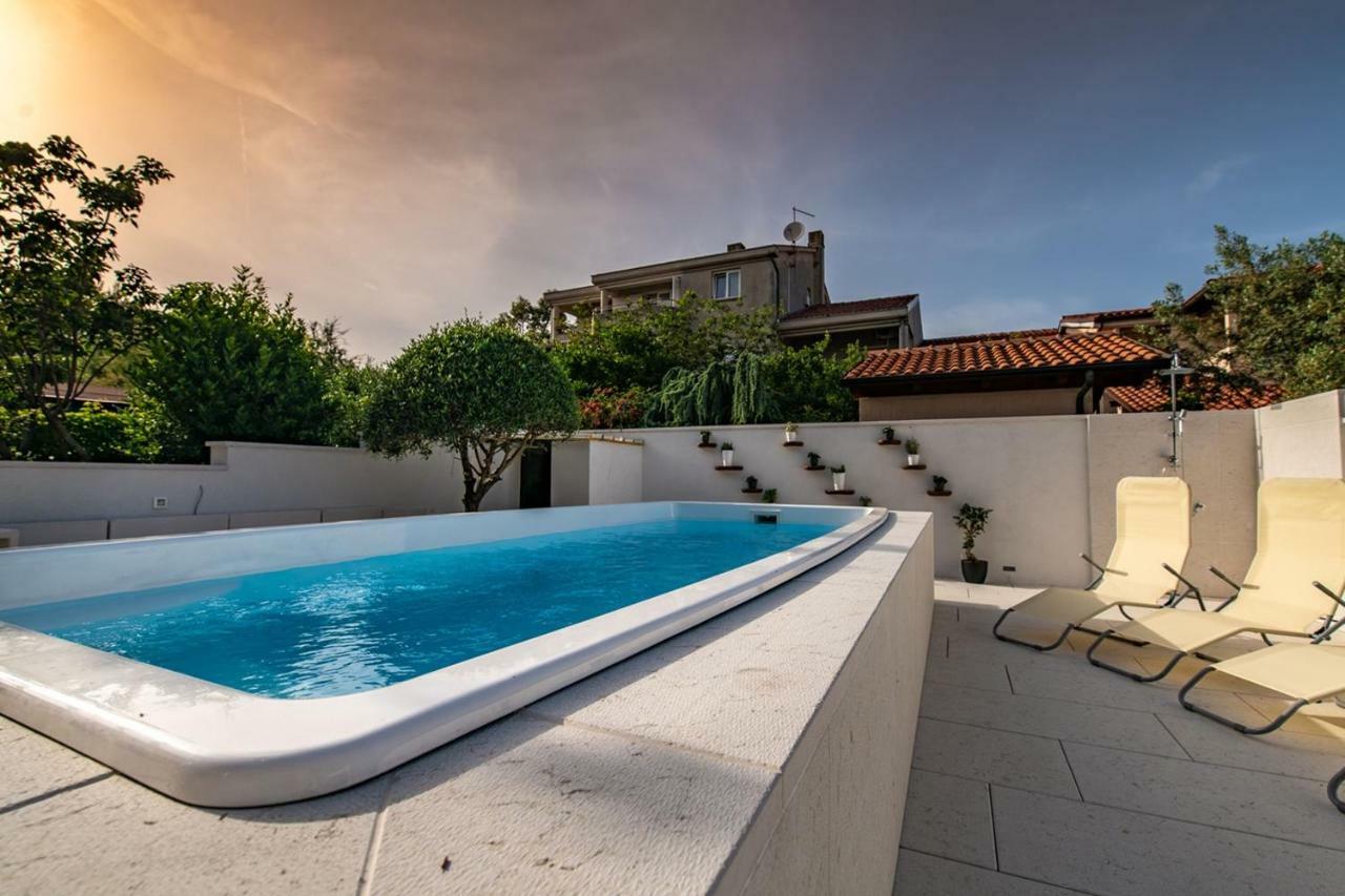Cave Romane Apartment With Private Pool And Sea View Vinkuran Eksteriør billede