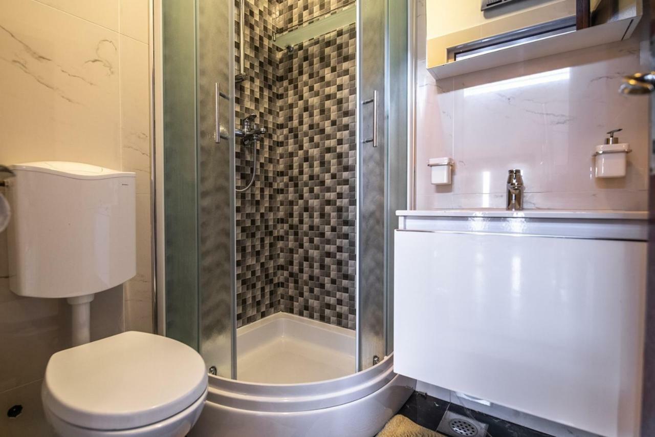 Cave Romane Apartment With Private Pool And Sea View Vinkuran Eksteriør billede