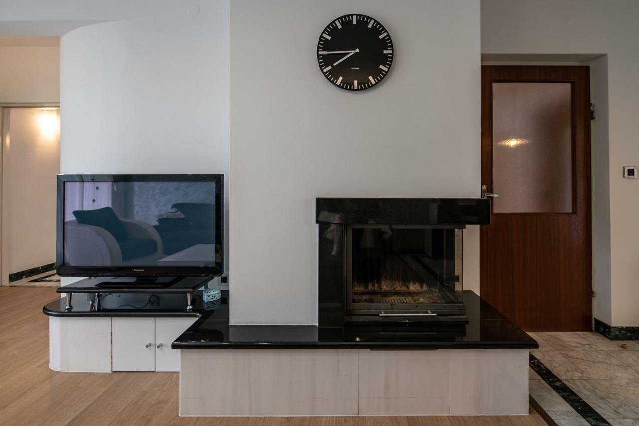 Cave Romane Apartment With Private Pool And Sea View Vinkuran Eksteriør billede